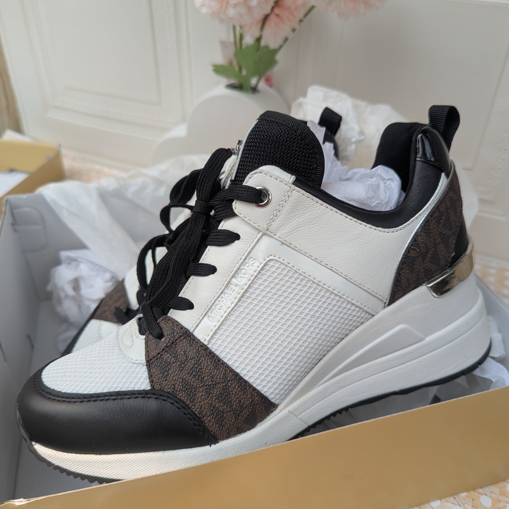 MICHAEL Michael Kors Black and White Fashion Sneakers